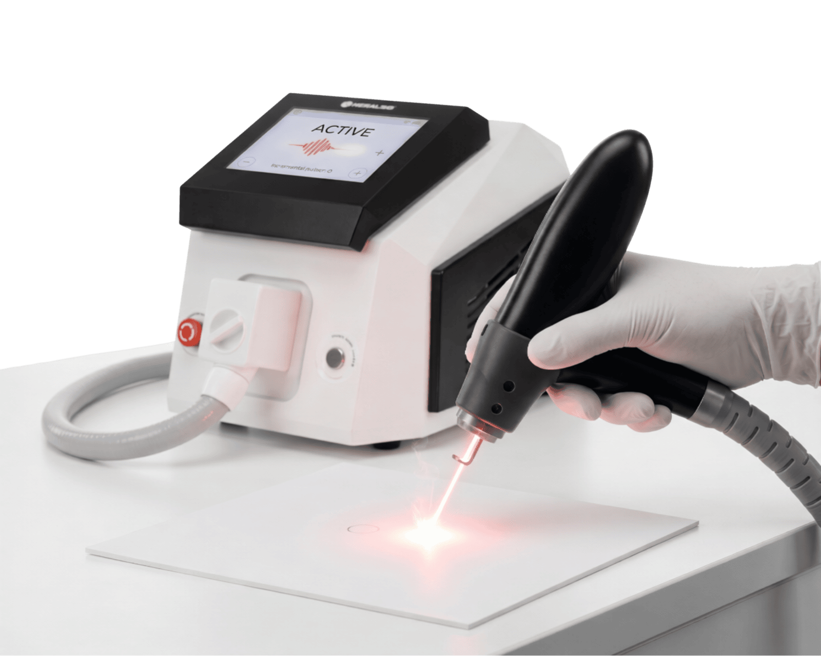 Máquina laser Omer disparando